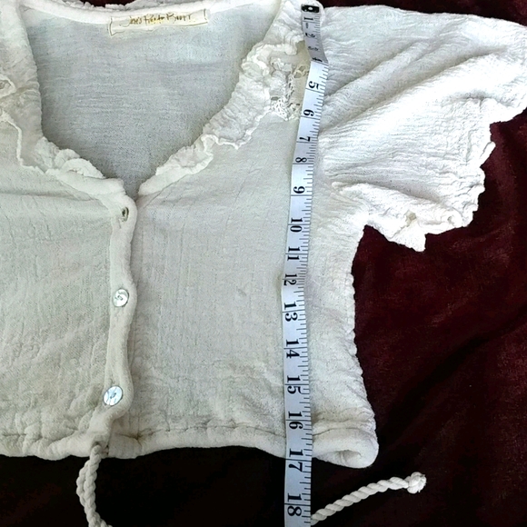 JEN'S PIRATE BOOTY XS CROP CREAM GAUZE BUTTON TOP - Picture 11 of 11